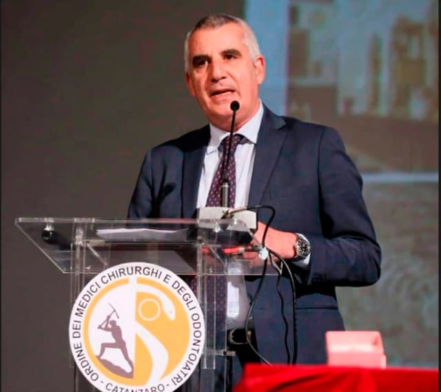 A Catanzaro focus sulle reazioni avverse ai farmaci e salute orale