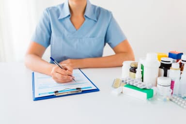 Prescrizione di farmaci da parte dell'odontoiatra: limiti e regole