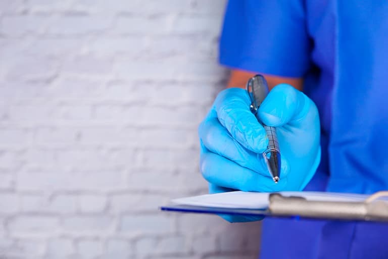 Sicurezza nello studio odontoiatrico: gli obblighi del titolare
